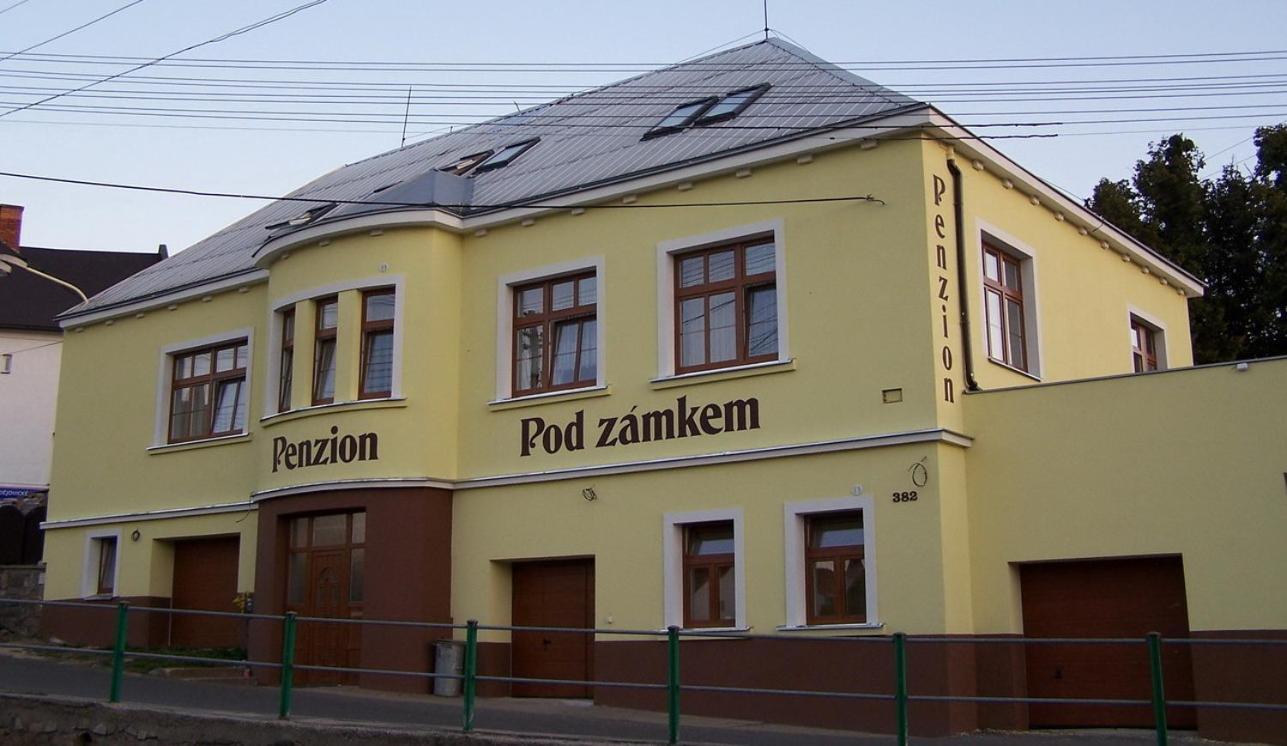 Penzion Pod Zamkem Vizovice Eksteriør billede
